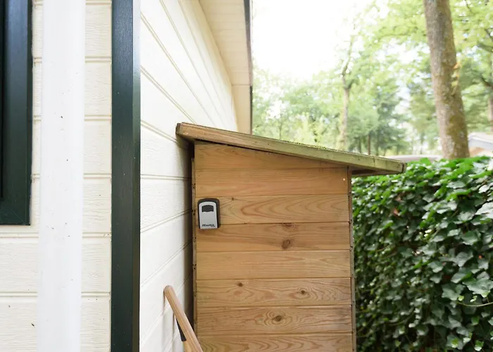 Camping Luxe Familiehuis Veluwe 4-6 Persons Pool Kids Dog Hoenderloo