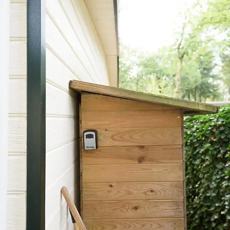 אתר קמפינג Luxe Familiehuis Veluwe 4-6 Persons Pool Kids Dog הונדרלו