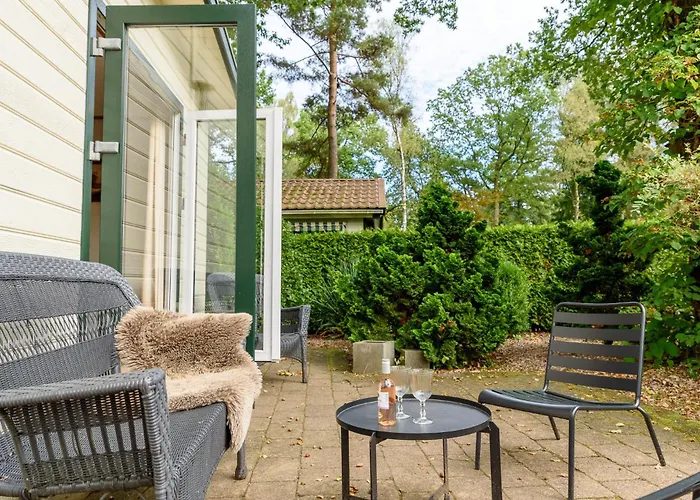Luxe Familiehuis Veluwe 4-6 Persons Pool Kids Dog אתר קמפינג